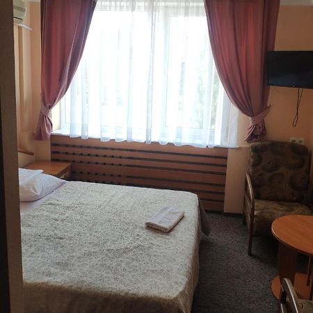 Druzhba Service Hotel Kyjev Exteriér fotografie