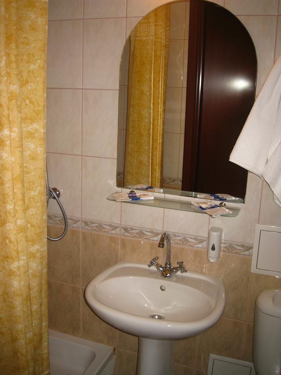 Druzhba Service Hotel Kyjev Pokoj fotografie
